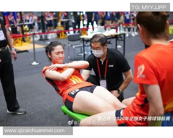 杭州排球队耐力提升之路与训练策略的深度分析 杭州排球队耐力提升之路与训练策略的深度分析
