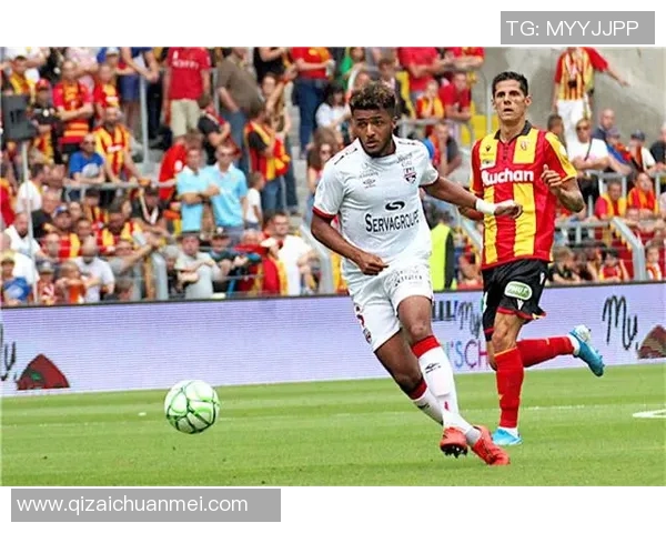 奥尔良与甘冈的精彩对决比分结果揭晓,赛季走势分析与球员表现回顾 奥尔良与甘冈的精彩对决比分结果揭晓,赛季走势分析与球员表现回顾