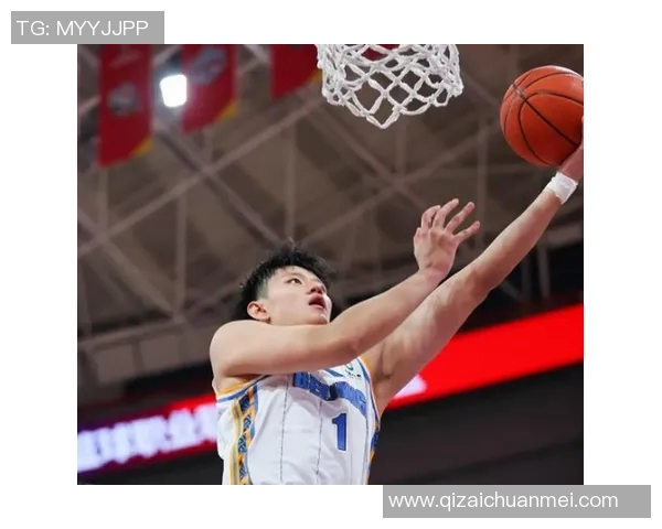 曾凡博的篮球之路：从青涩少年到职业赛场的闪耀之星