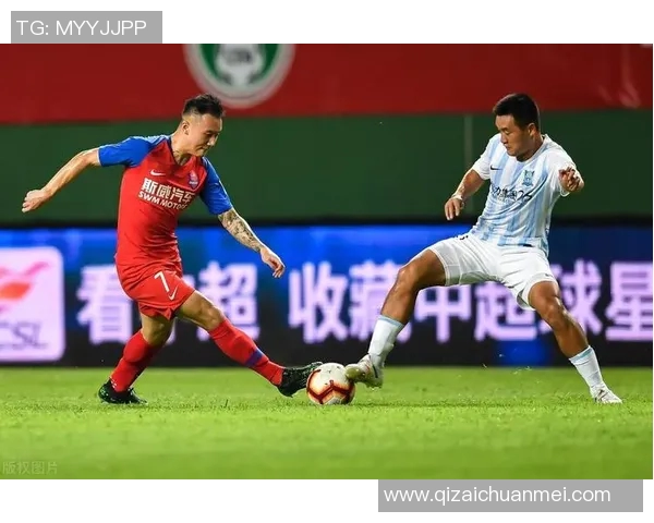 重庆足球队的耐力之谜揭晓：探寻球队背后的坚持与拼搏精神