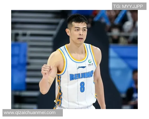 方硕的篮球之路:从青涩新星到球队核心的成长历程与奋斗故事 方硕的篮球之路:从青涩新星到球队核心的成长历程与奋斗故事
